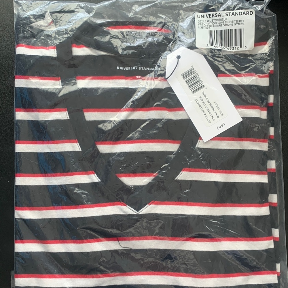NWT Universal Standard striped long sleeve tee Rex v neck size 2-4